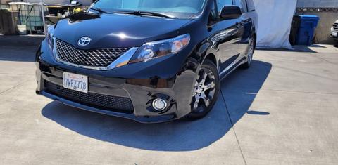 Toyota Sienna 2012