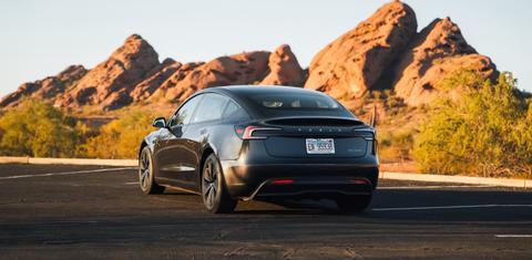 Tesla Model 3 2024