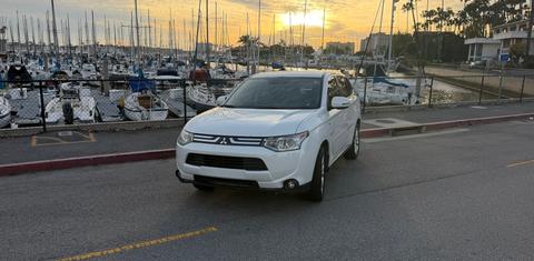 Mitsubishi Outlander 2014