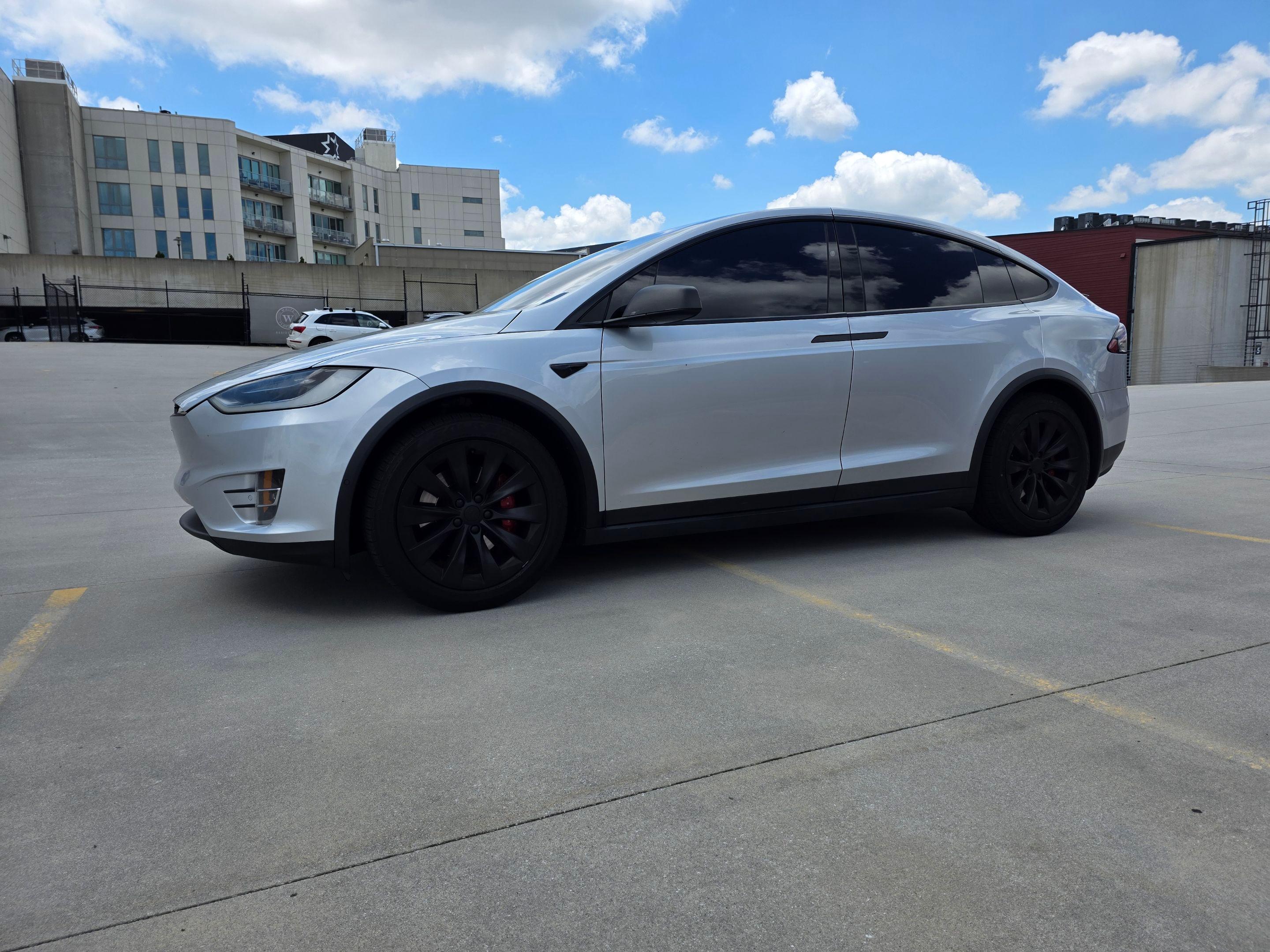 Tesla Model X 2018 in Roswell, GA