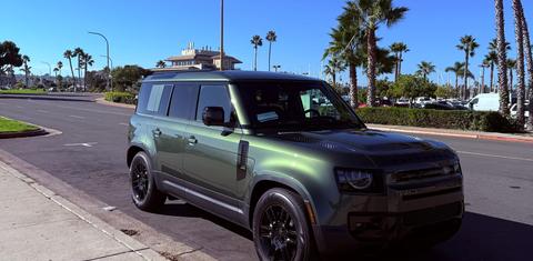 Land Rover Defender 2026