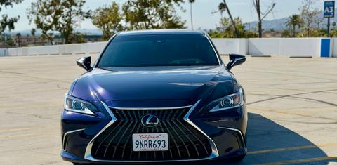 Lexus ES 2024