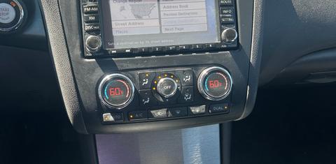 Nissan Altima 2012