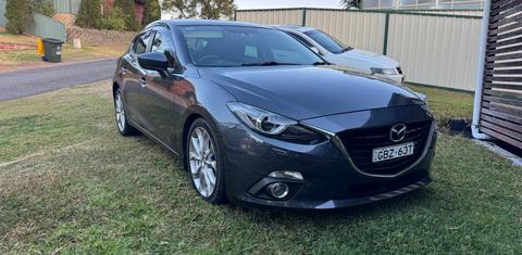Mazda MAZDA3 2015