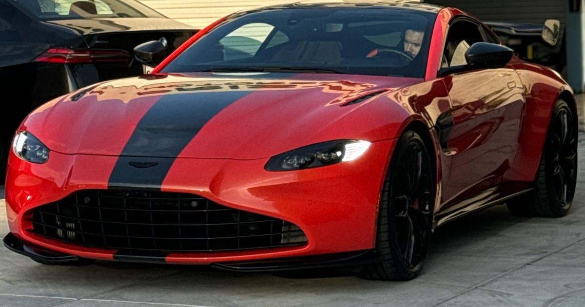 Aston Martin Vantage 2023 rental in Los Angeles, CA by David C. Turo