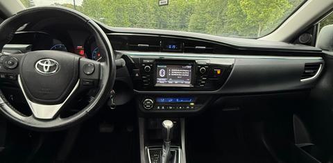 Toyota Corolla 2015