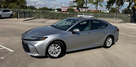 Toyota Camry Hybrid 2026