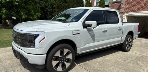 Ford F-150 Lightning 2023
