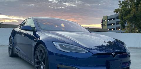 Tesla Model S 2021