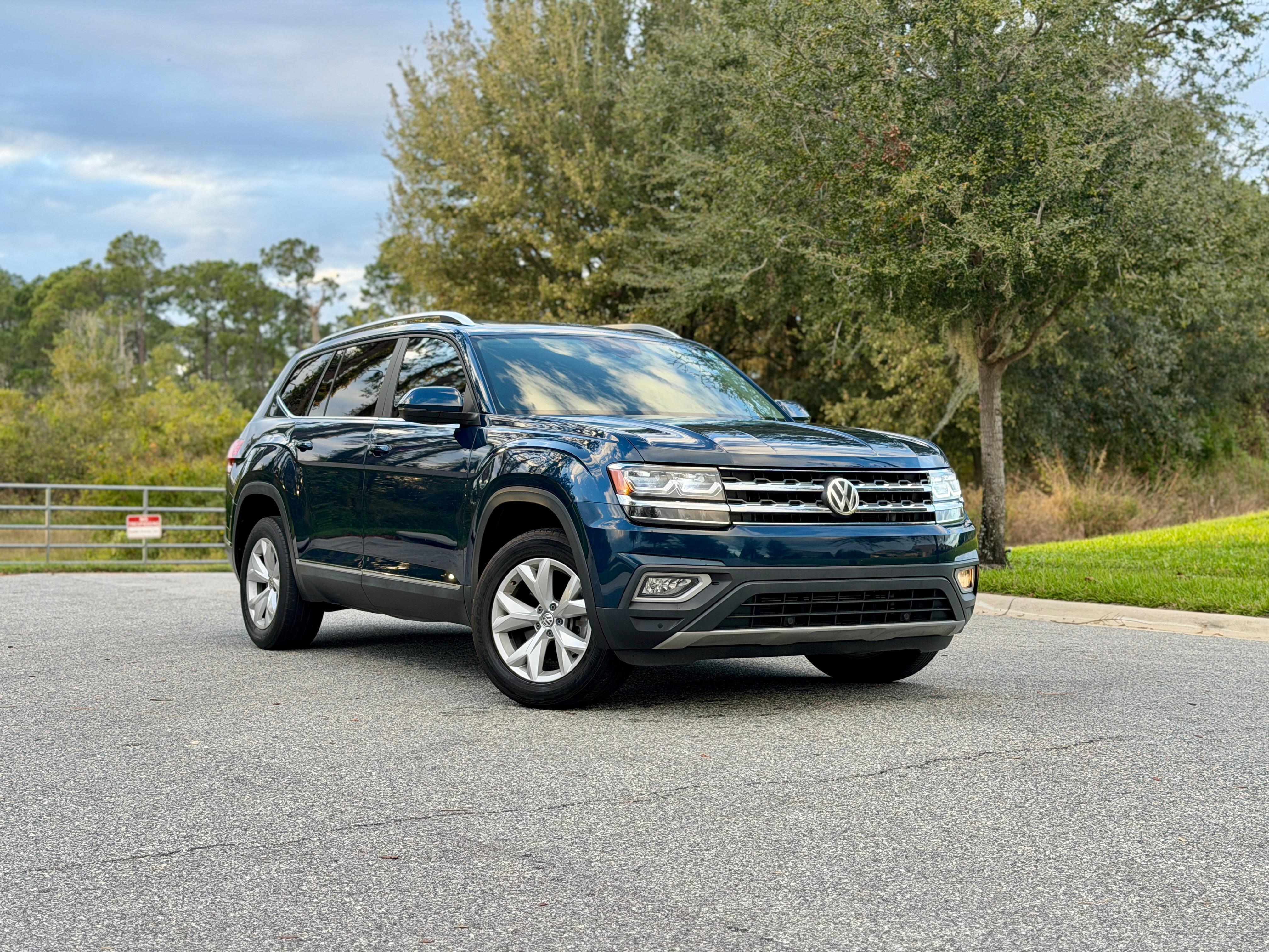 Volkswagen Atlas 2018 in Winter Garden, FL