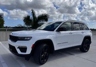 Jeep Grand Cherokee car