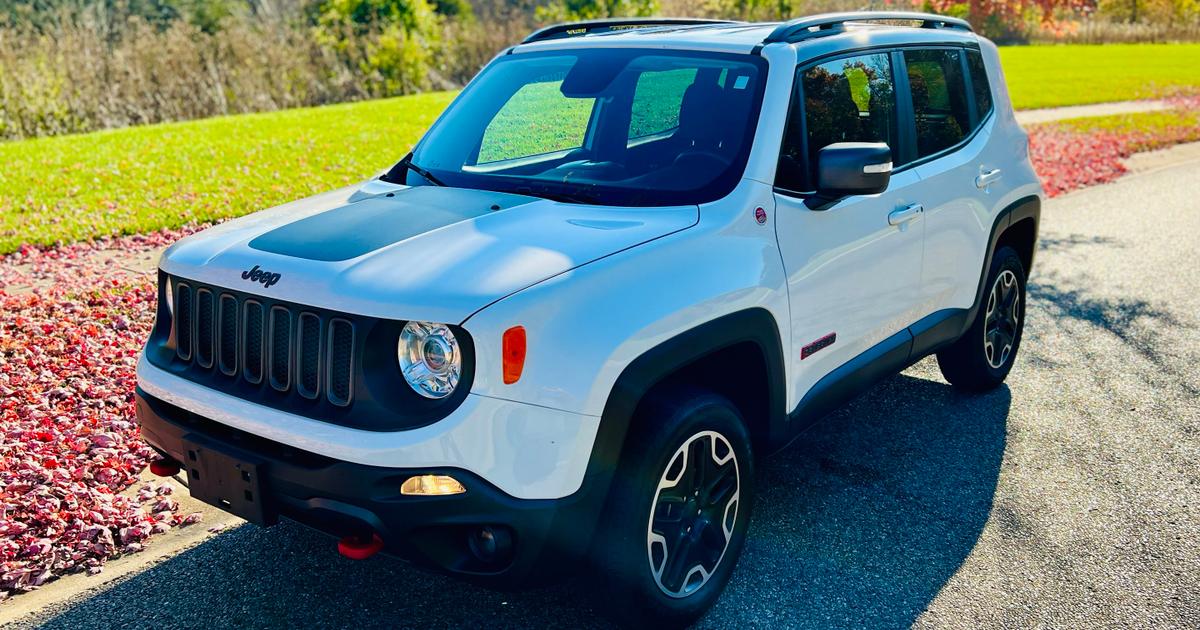 Jeep Renegade 2017 rental in Cincinnati, OH by Jason M. Turo