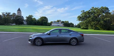 Nissan Altima 2026