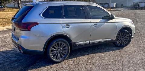 Mitsubishi Outlander 2020 rental in Chicago, IL by Rio G. | Turo