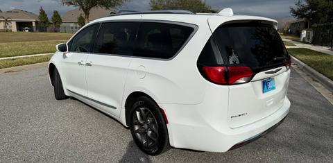 Chrysler Pacifica 2017