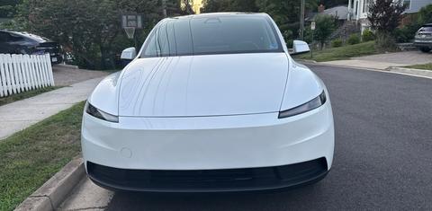 Tesla Model Y 2026