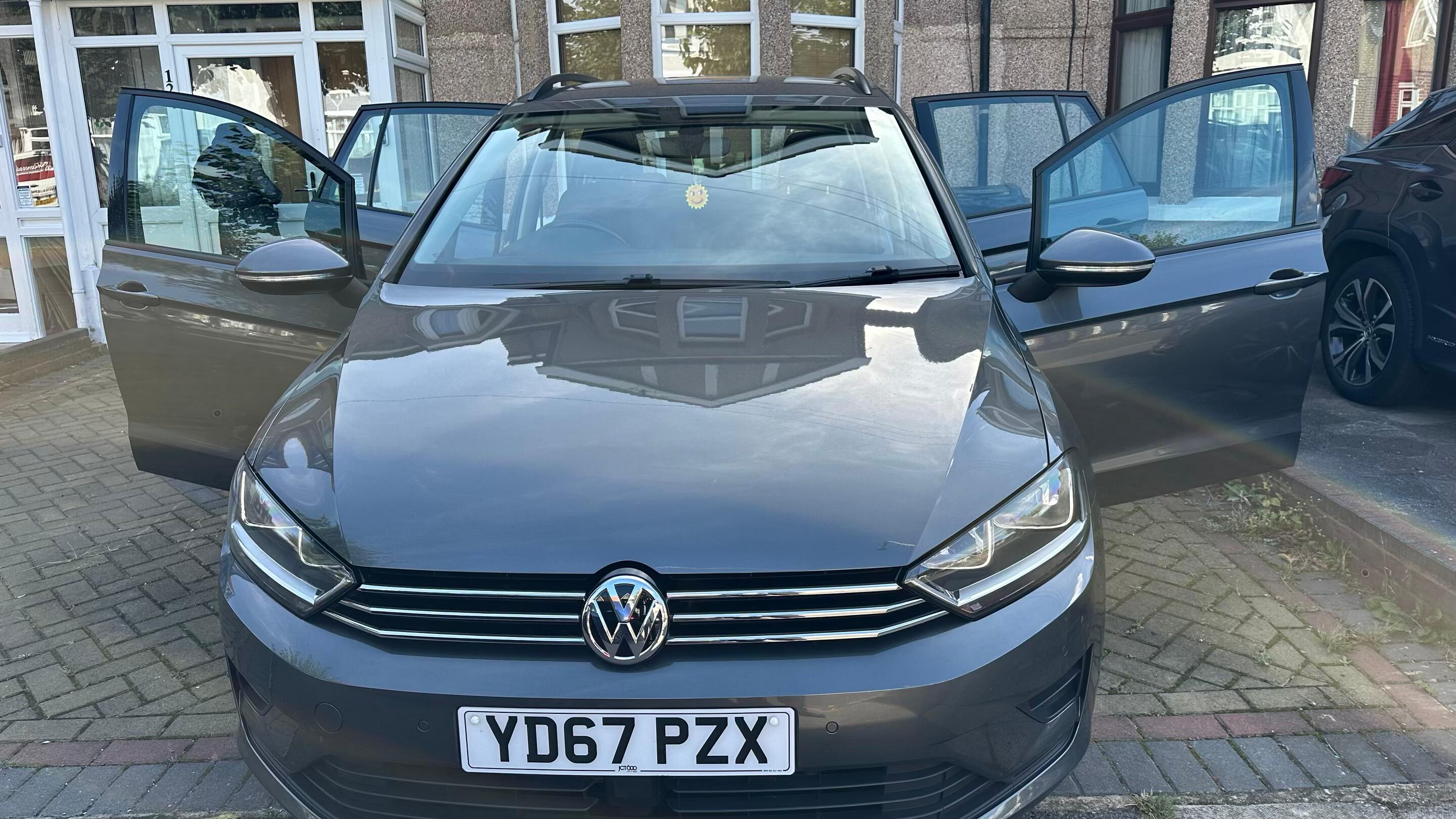 Volkswagen Golf SV 2017 in Ilford