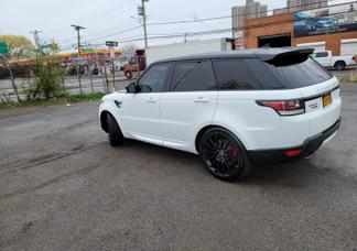 Land Rover Range Rover Sport car