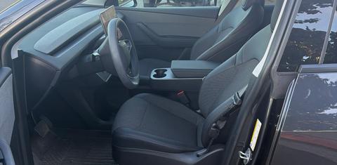 Tesla Model Y 2026