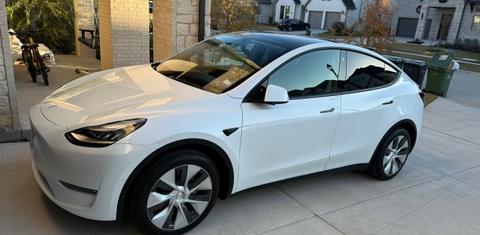 Tesla Model Y 2021
