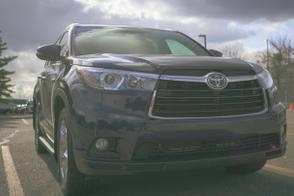 Toyota Highlander car