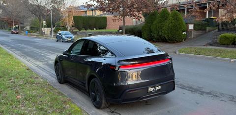 Tesla MODEL Y 2026