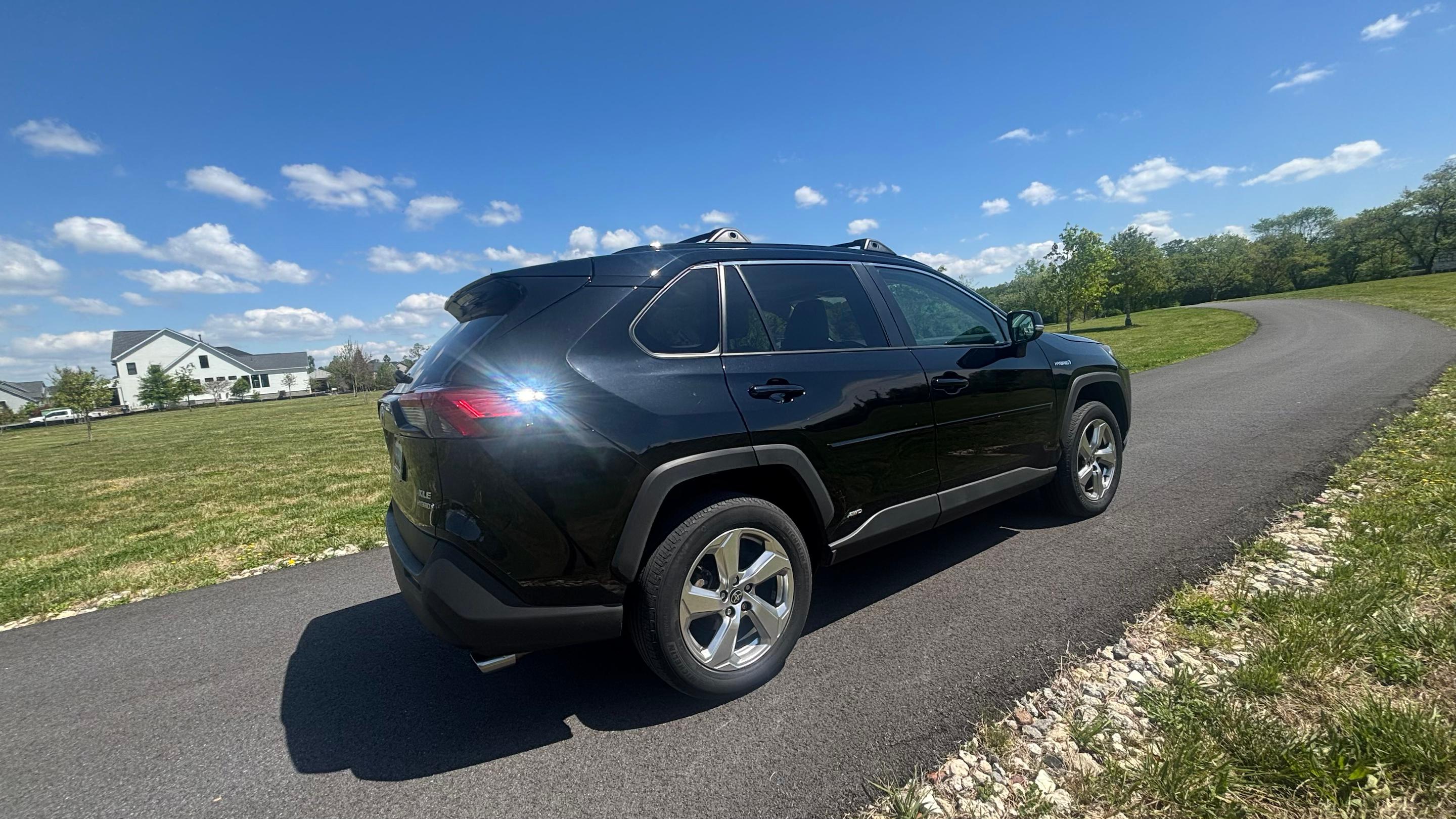 Toyota RAV4 Hybrid 2021 rental in Crofton, MD by Selina | Turo