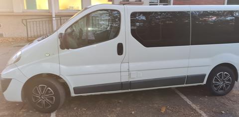 Renault TRAFIC PASSENGER 2009
