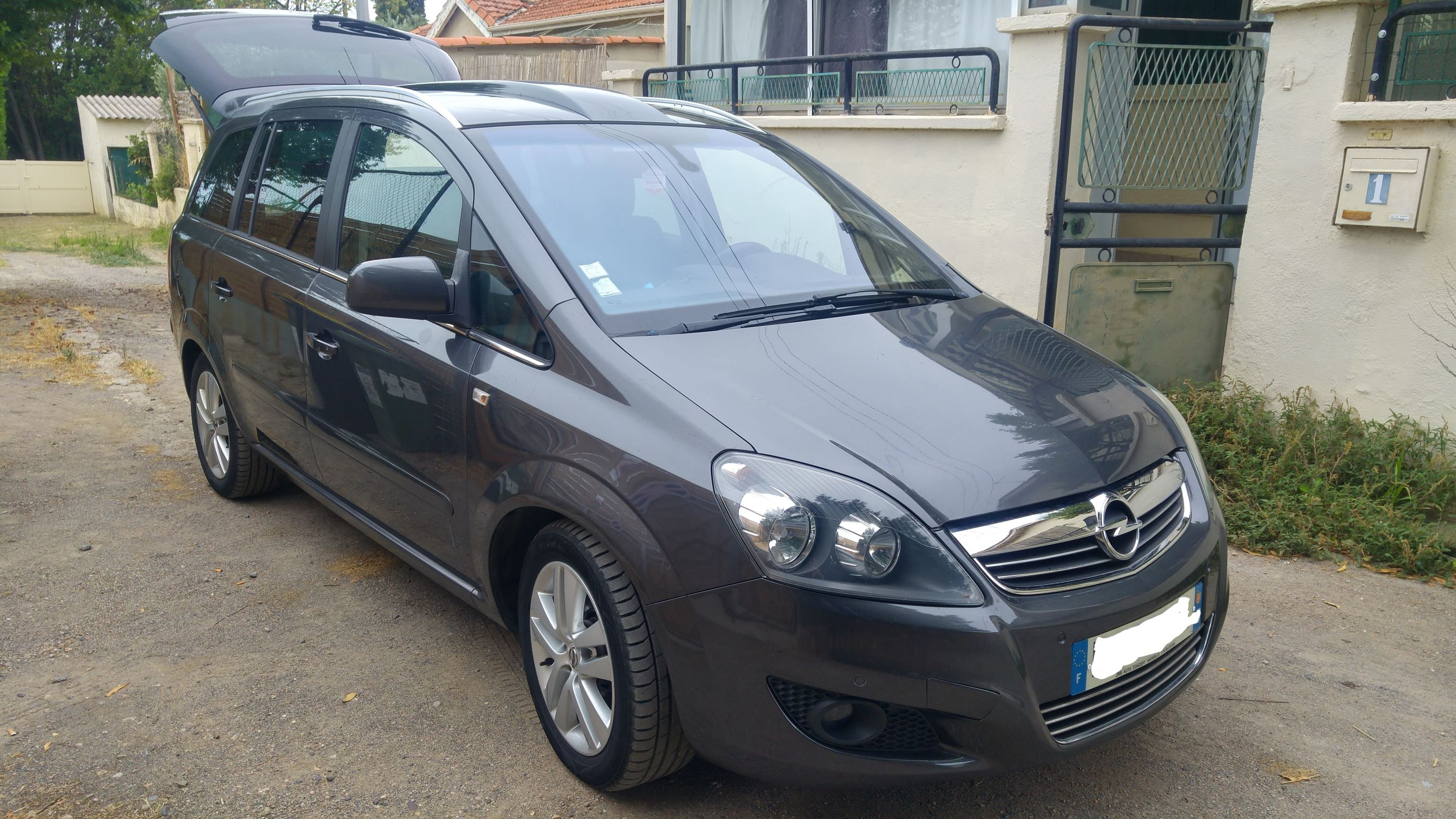Opel ZAFIRA 2011 à Béziers