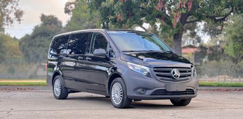 Mercedes-Benz Metris 2023