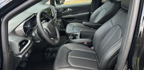 Chrysler Pacifica 2026
