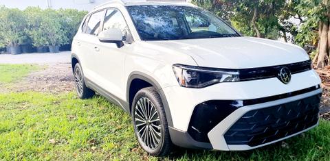 Volkswagen Taos 2025