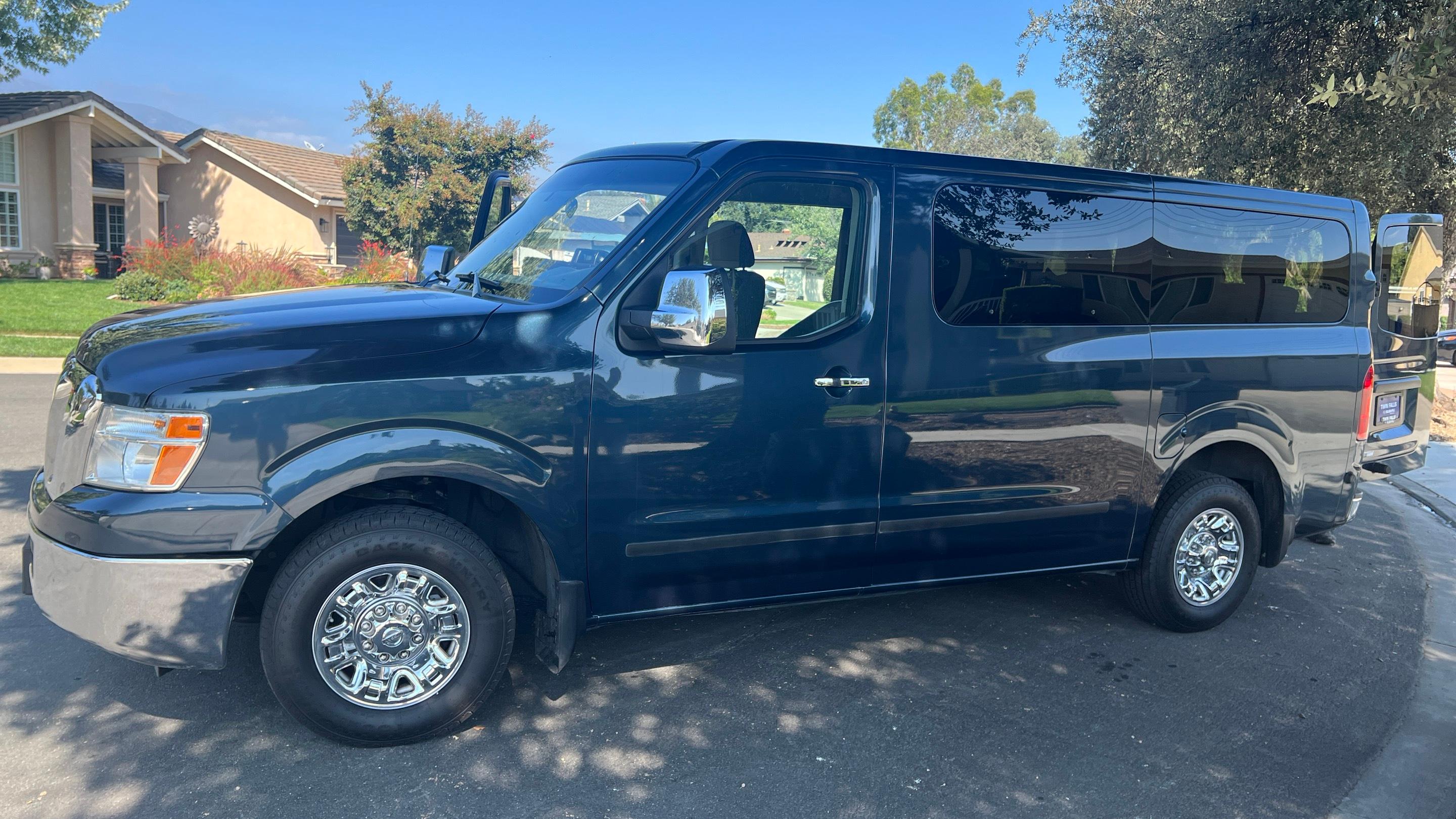 Nissan NV3500HD 2018 in Upland, CA