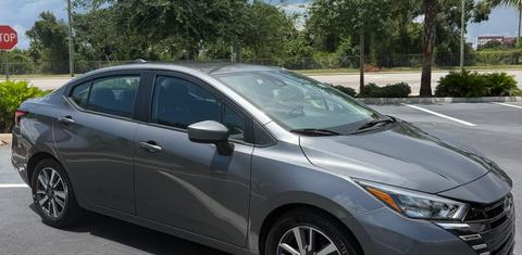 Nissan Versa 2025