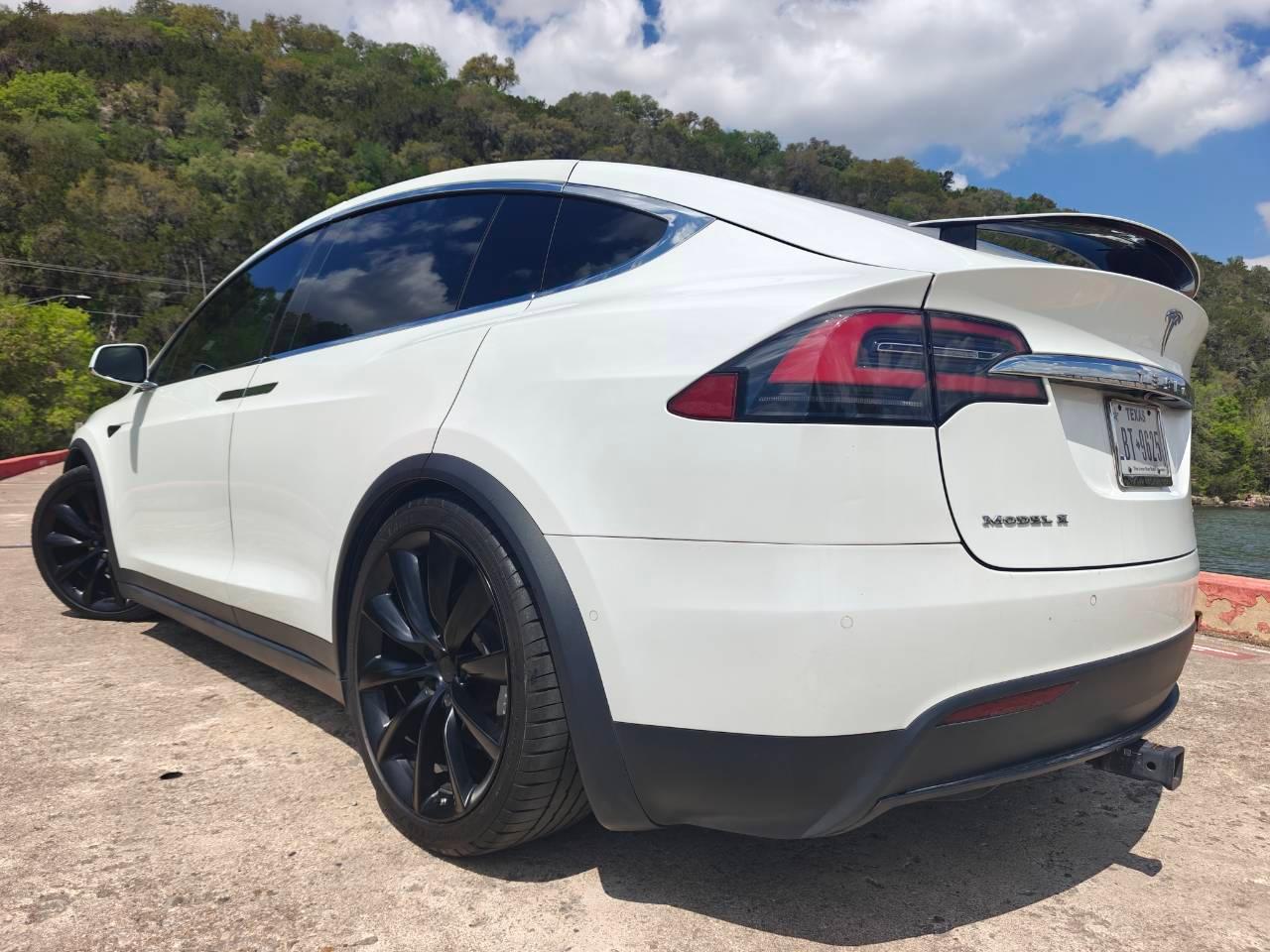 Tesla Model X 2018 in Austin, TX