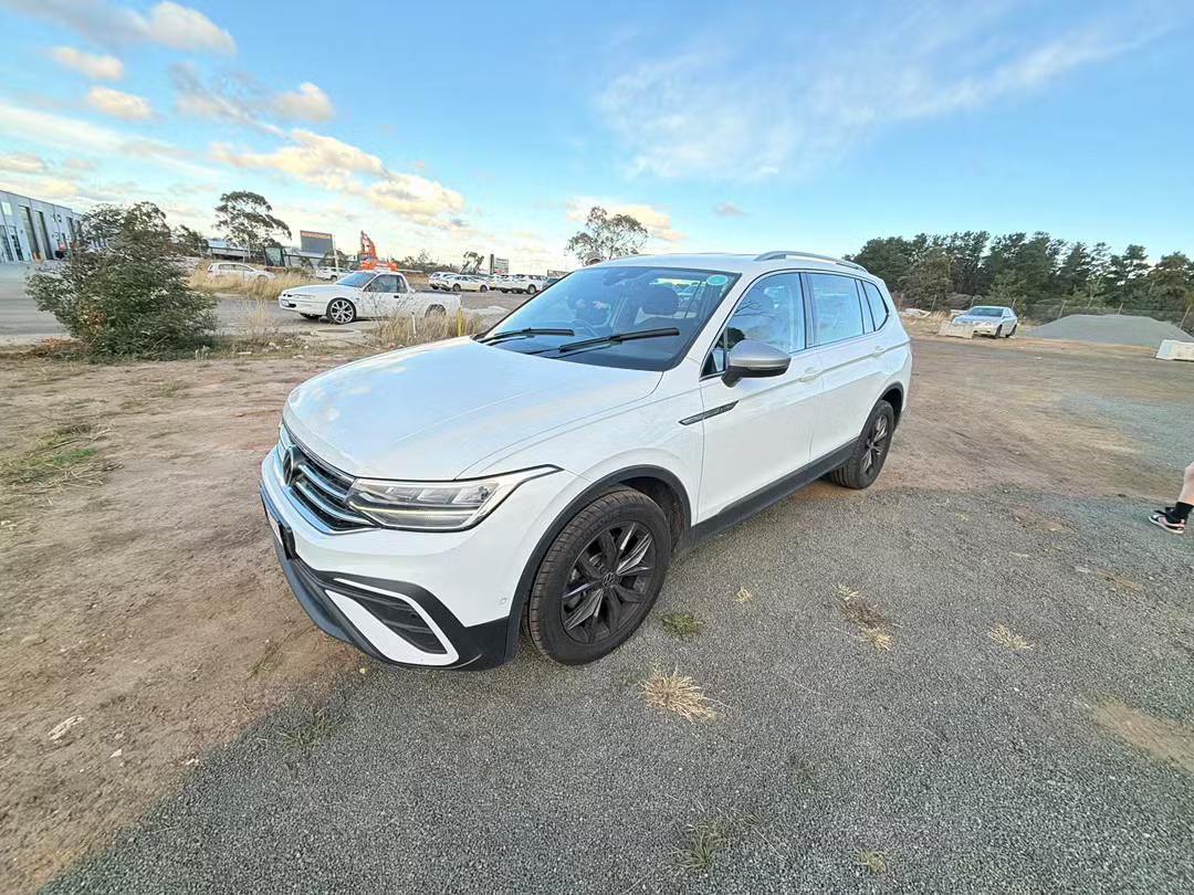 Volkswagen TIGUAN 2023 in Cambridge