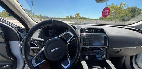 Jaguar F-PACE 2020