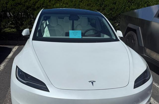 2025 Tesla Model 3