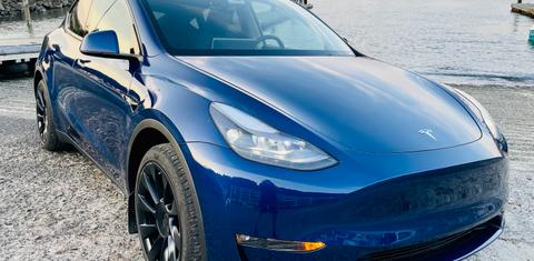 Tesla Model Y 2023