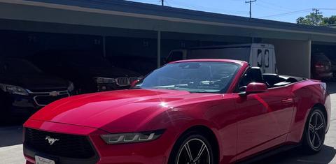 Ford Mustang 2024