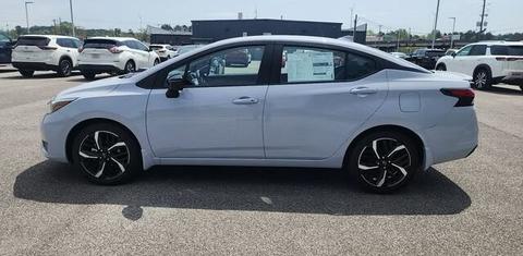 Nissan Versa 2024