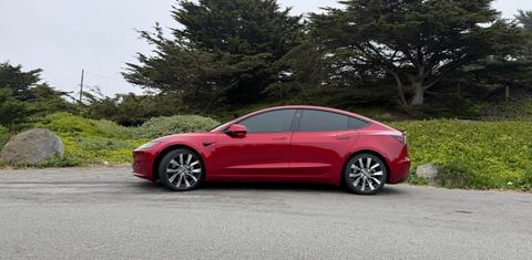 Tesla Model 3 2024