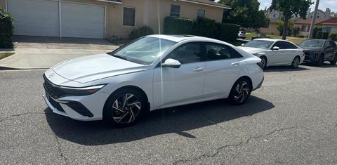 Hyundai Elantra Hybrid 2024