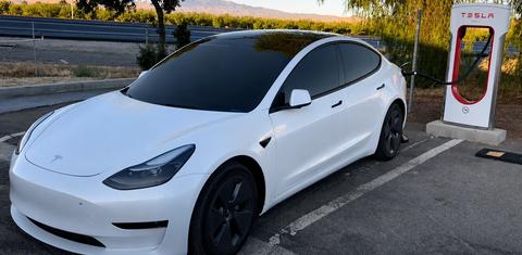 Tesla Model 3 2022