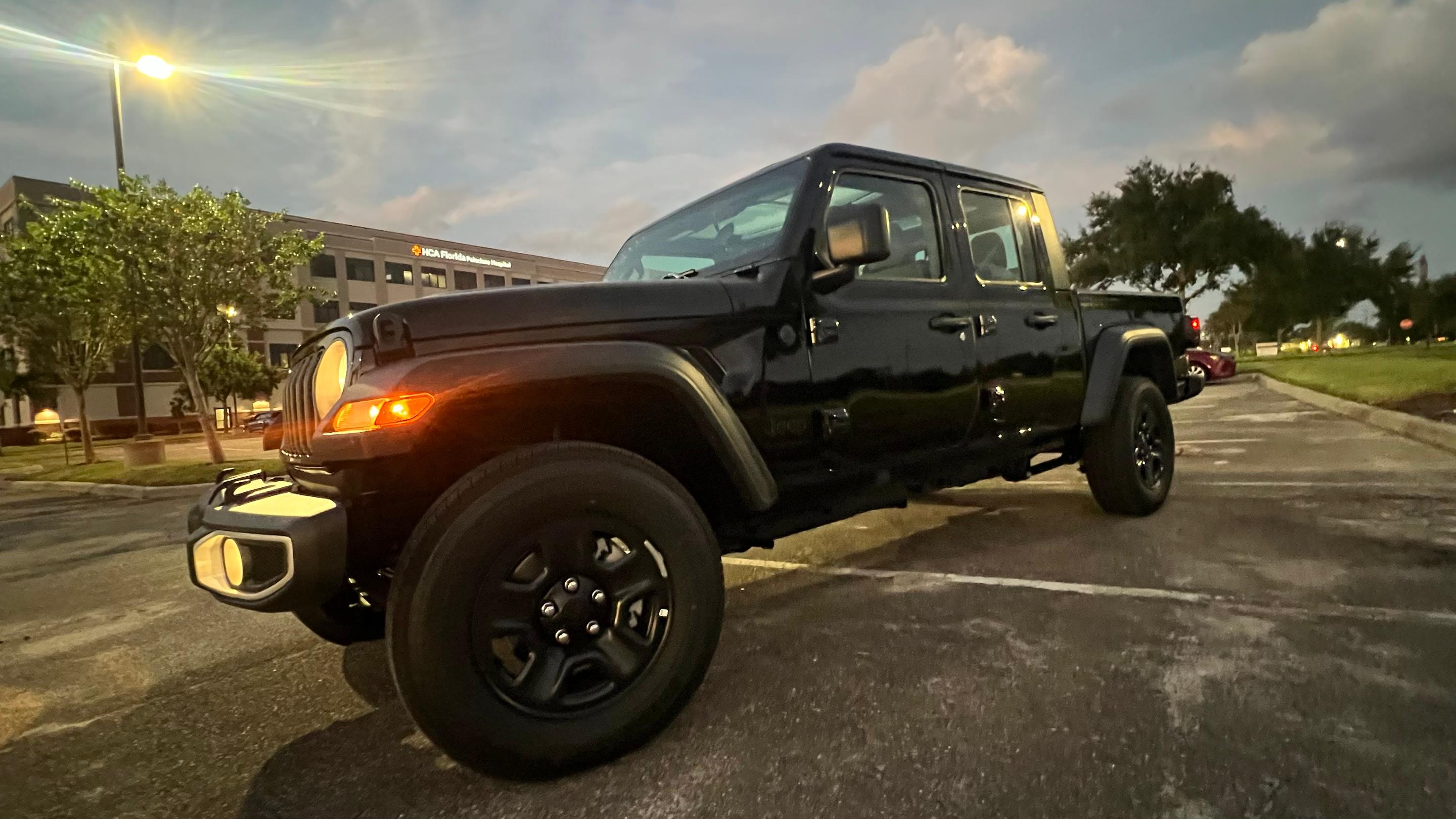 Jeep Gladiator 2025 in 