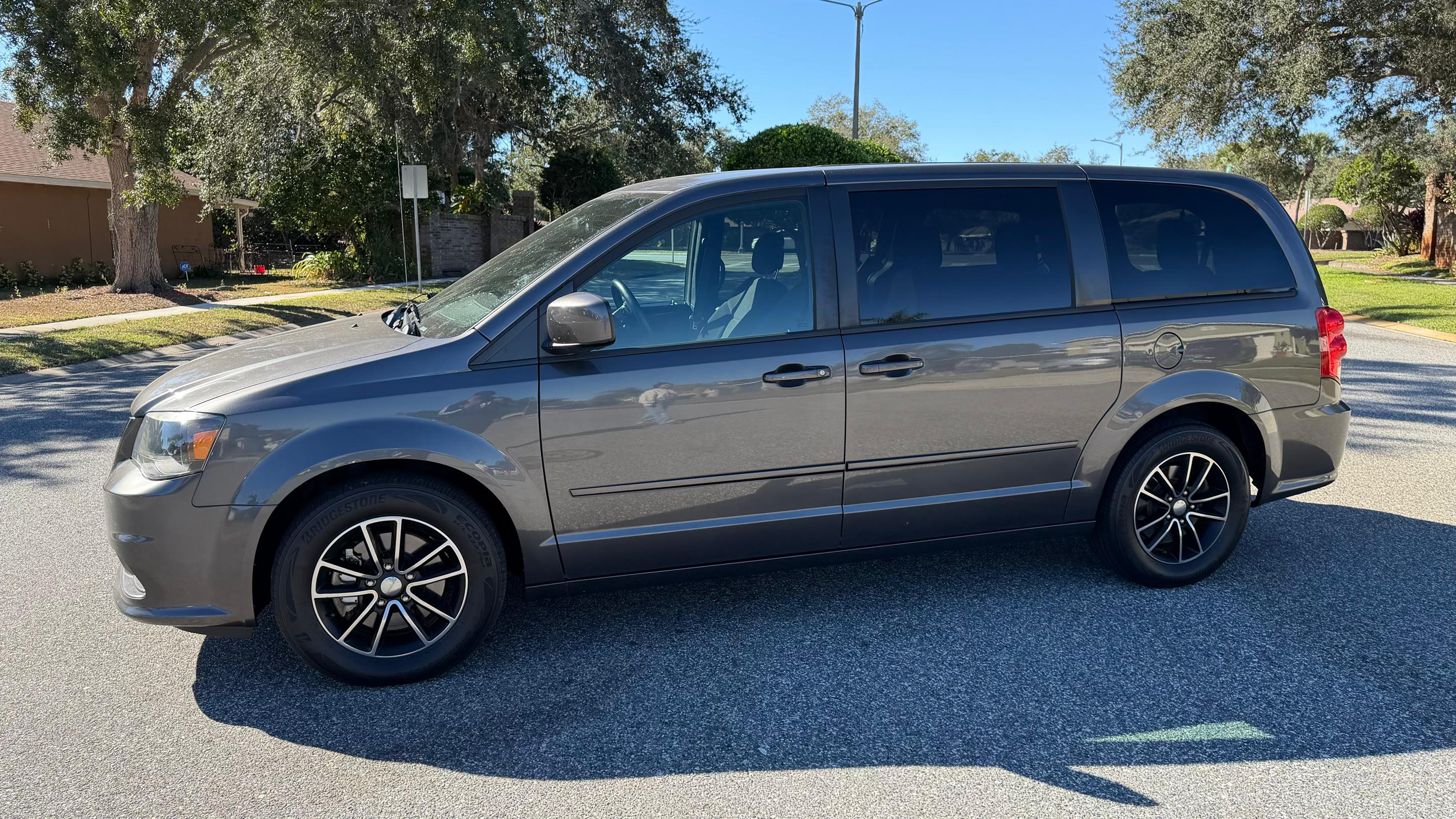 Dodge Grand Caravan 2016 in Orlando, FL