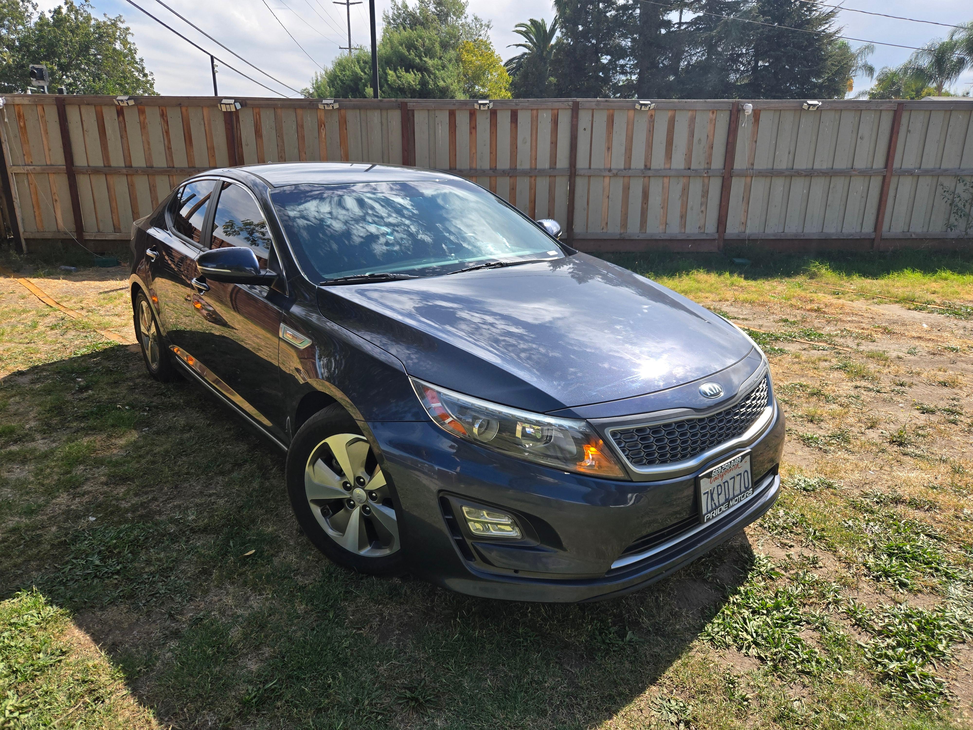 Kia Optima Hybrid 2015 in Manteca, CA