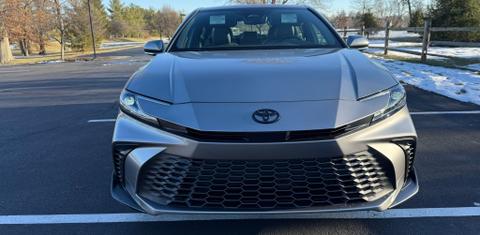 Toyota Camry Hybrid 2025