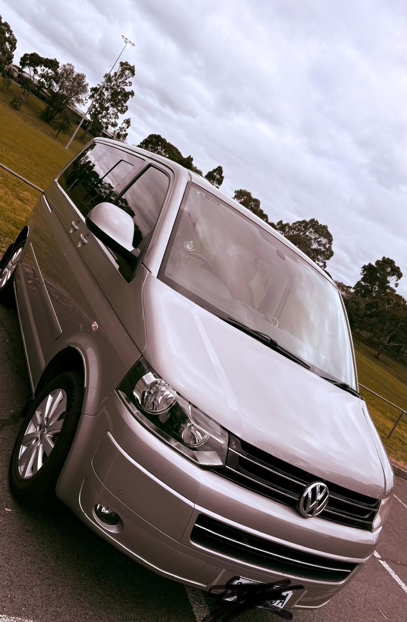 Volkswagen MULTIVAN 2016 in Reservoir