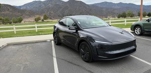 Tesla Model Y 2026